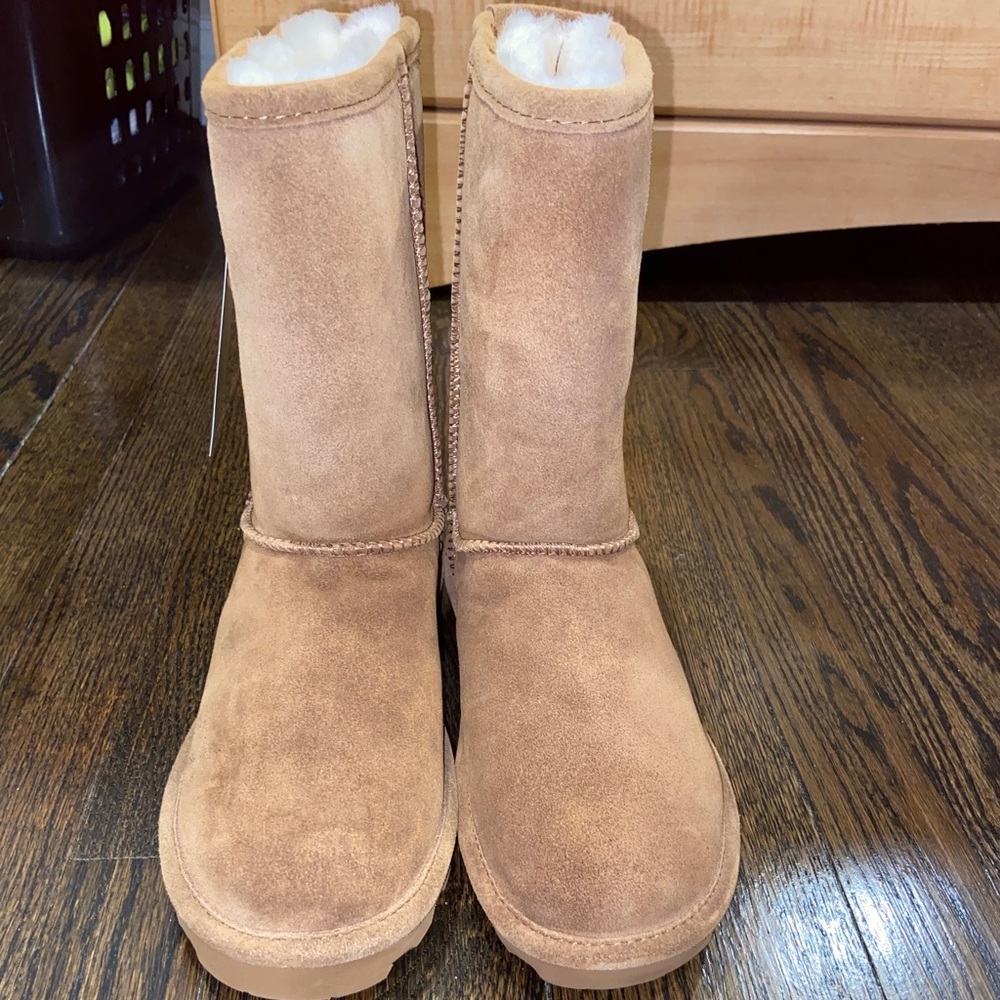 Brand New Bearpaw Elle Boots